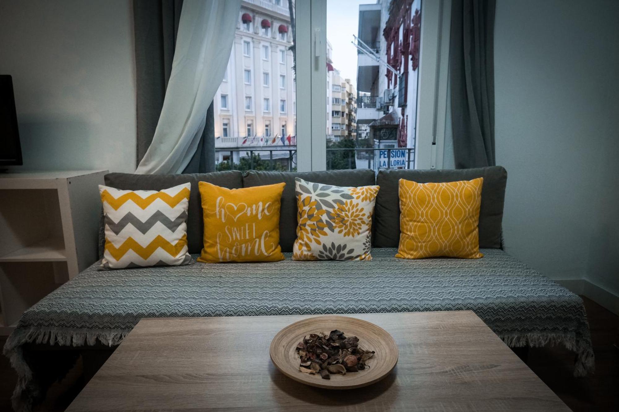 Apartamentos San Roque 塞维利亚 外观 照片