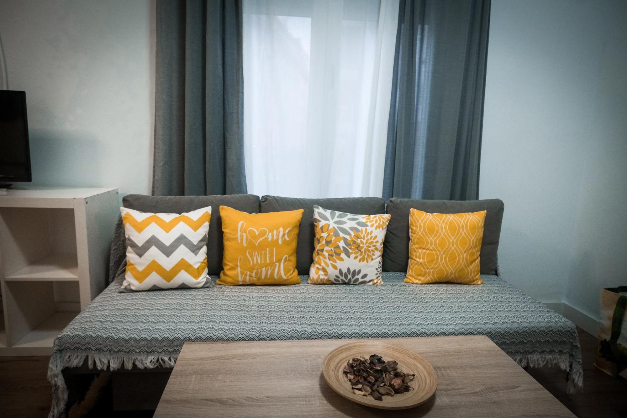 Apartamentos San Roque 塞维利亚 外观 照片